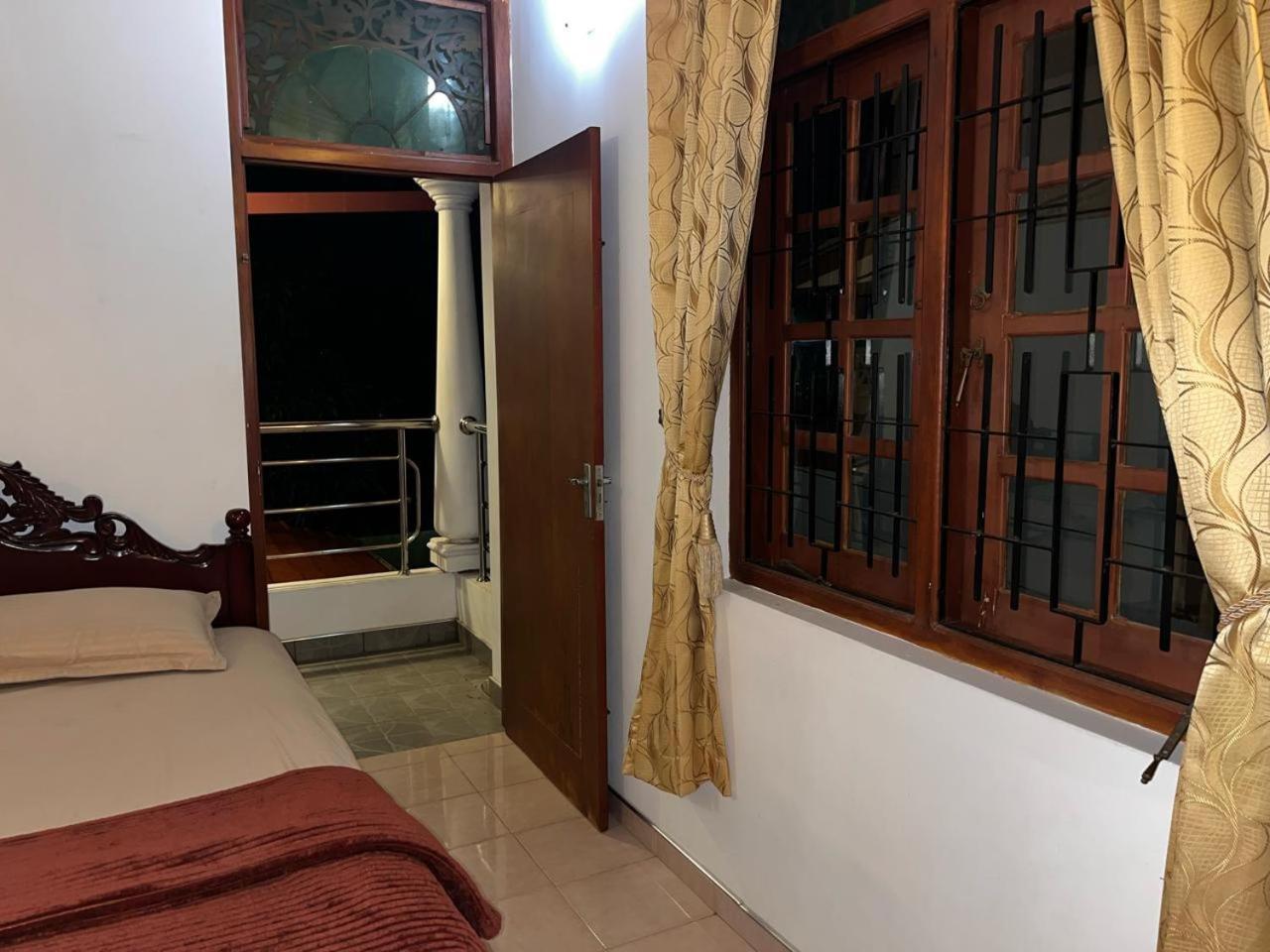 Ceylon Glory Hostel Negombo Exterior foto